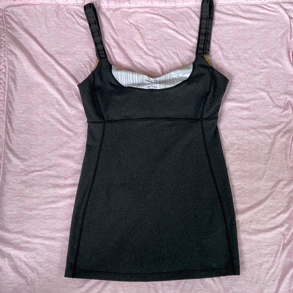 Lululemon tank size 24 hour price drop!